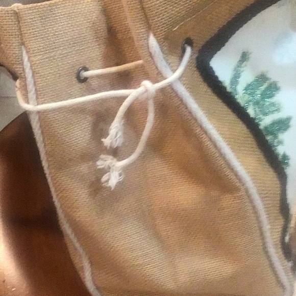 FAITH KNIGHT TOTE BAG - Picture 7 of 8